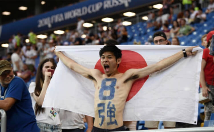 W杯ヘディング芸人が現地から生報告! ベルギー戦でロシア人も号泣していた